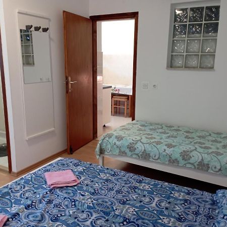 Apartments Mare Novigrad  ภายนอก รูปภาพ