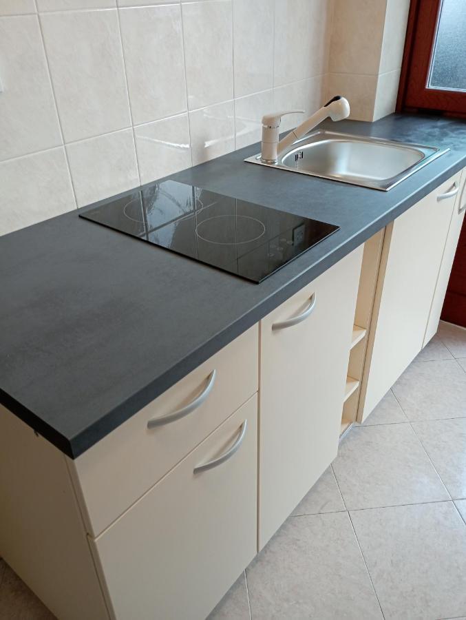 Apartments Mare Novigrad  ภายนอก รูปภาพ